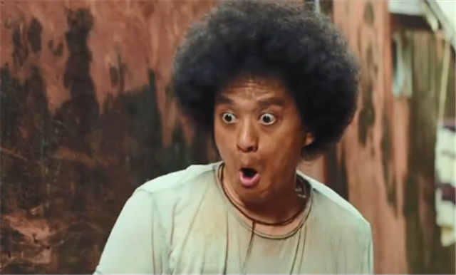 比如在《唐人街探案》中饰演的越南仔,《缝纫机乐队》中的阿俊,《有完