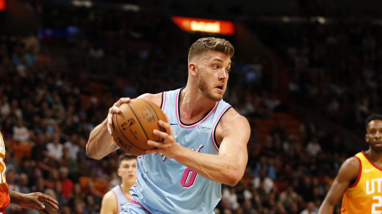 shams:热火莱昂纳德接受肩部手术 赛季报销