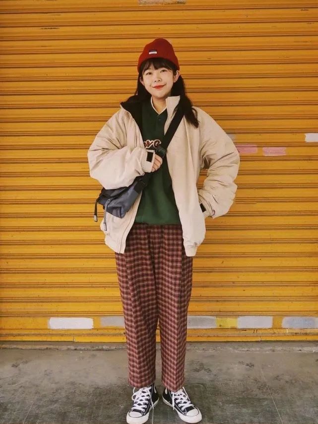 超流行文艺复古风穿搭,随便穿穿都洋气 !