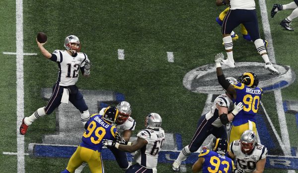 球队年均收入近2亿美元？疫情当头 美橄榄球联盟酝酿降薪