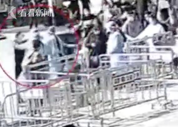 火车站不出示健康码还冲闸殴打防疫人员?!行拘！休闲区蓝鸢梦想 - Www.slyday.coM