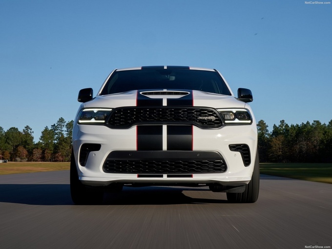 道奇最强suv官图发布!搭6.2l引擎 六活塞卡钳,配10.1英寸触摸屏