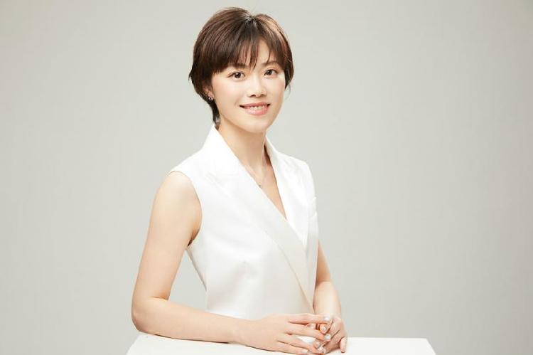 情感专家评怦然再心动王子文黄奕等是情感受挫女性的榜样