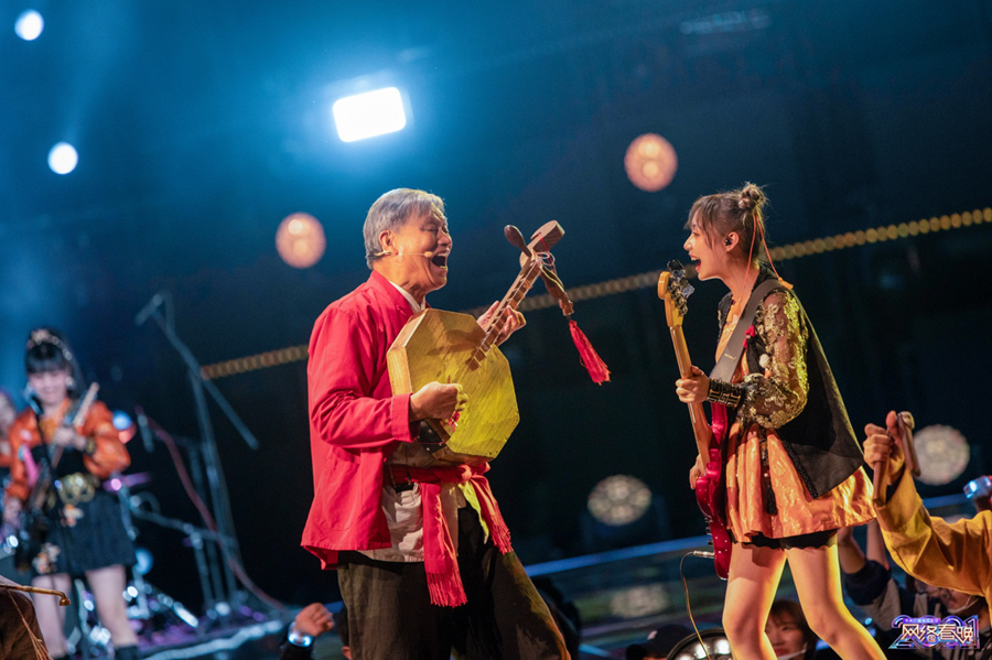 总台2021网络春晚:新年开新局,青春不设限