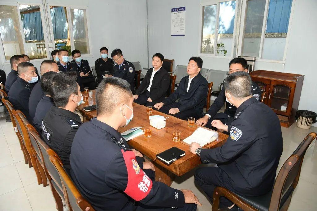 省公安厅到西双版纳州公安机关开展春节慰问