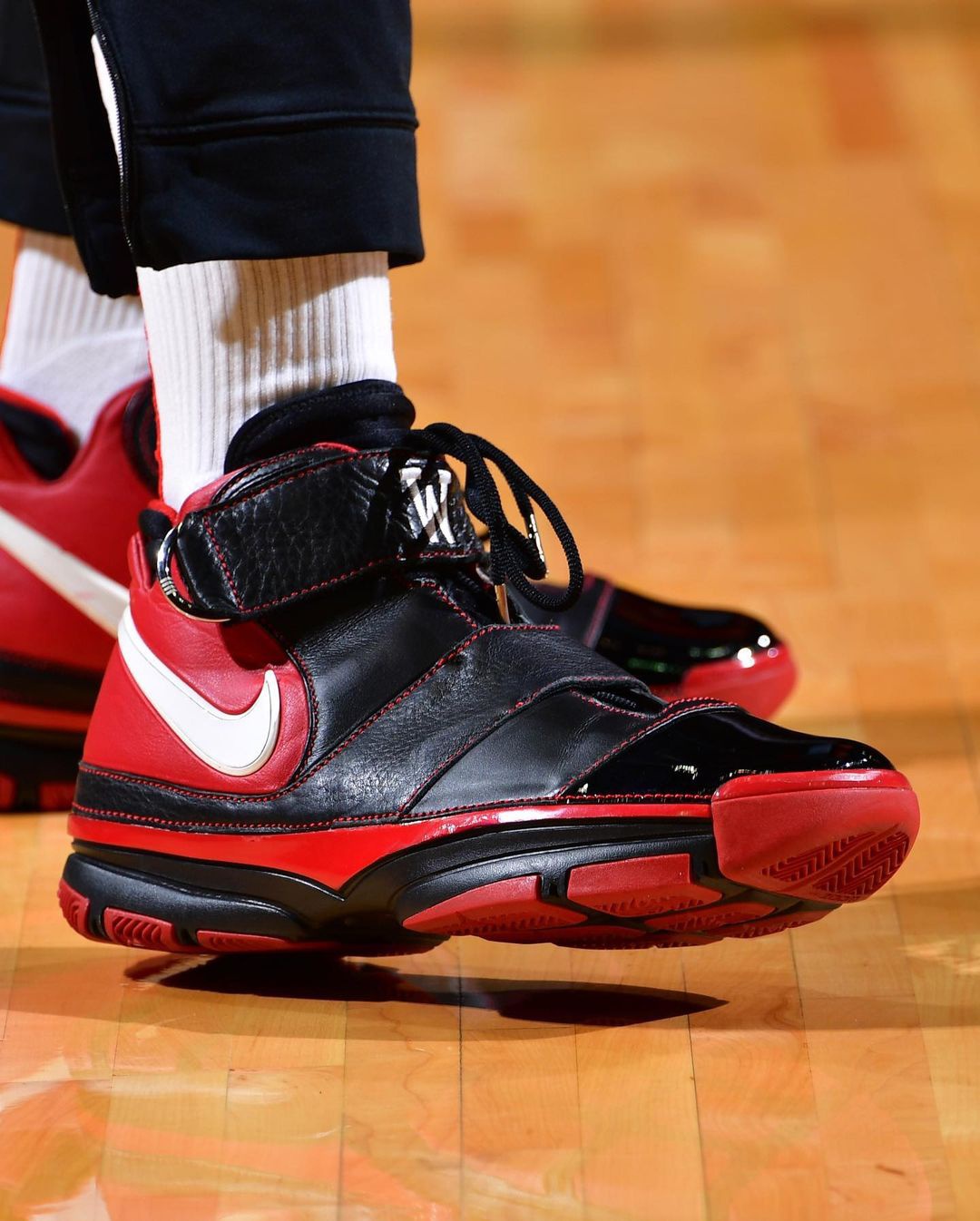 上脚罕见 nike zoom kobe 2 pe 配色!