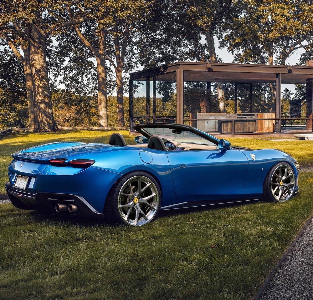 法拉利romaspider渲染图敞篷造型更具浪漫风情