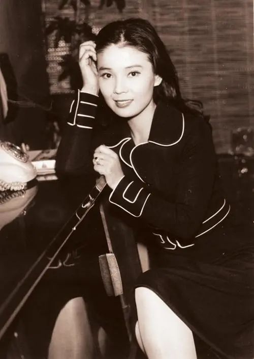 最新的这个瓜,网友们都炸了|影坛|尹静姬_新浪新闻