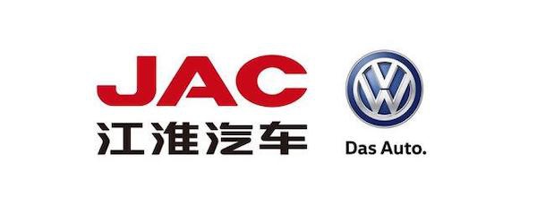 中国车市破与立：谁是2021年最大变量