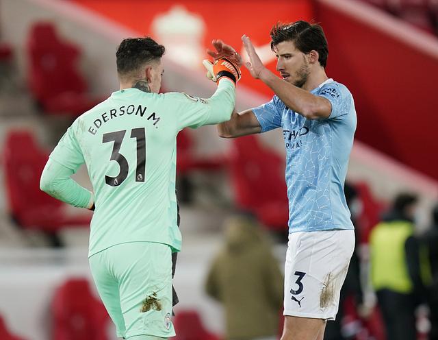 阿利松的成功皆因范迪克?埃德森前2年在曼城的郁闷,他正在感受