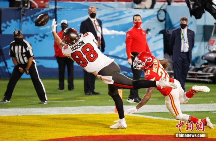 美国坦帕湾海盗队夺得第55届超级碗冠军汤姆布雷迪获第5个mvp