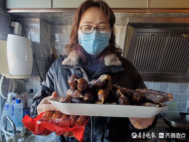刘一臻爸爸刘建生的老家在菏泽,今年大概也是回不去了.