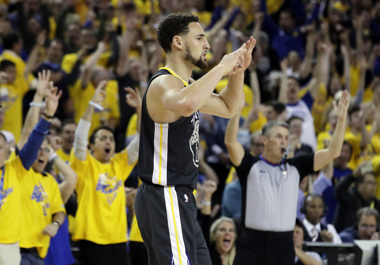 真挚的祝福祝克莱汤普森31岁生日快乐