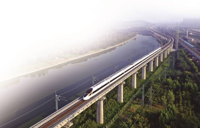连徐高铁给3422公里陆桥高铁通道补上"最后一段" 打个高铁:"花果山"