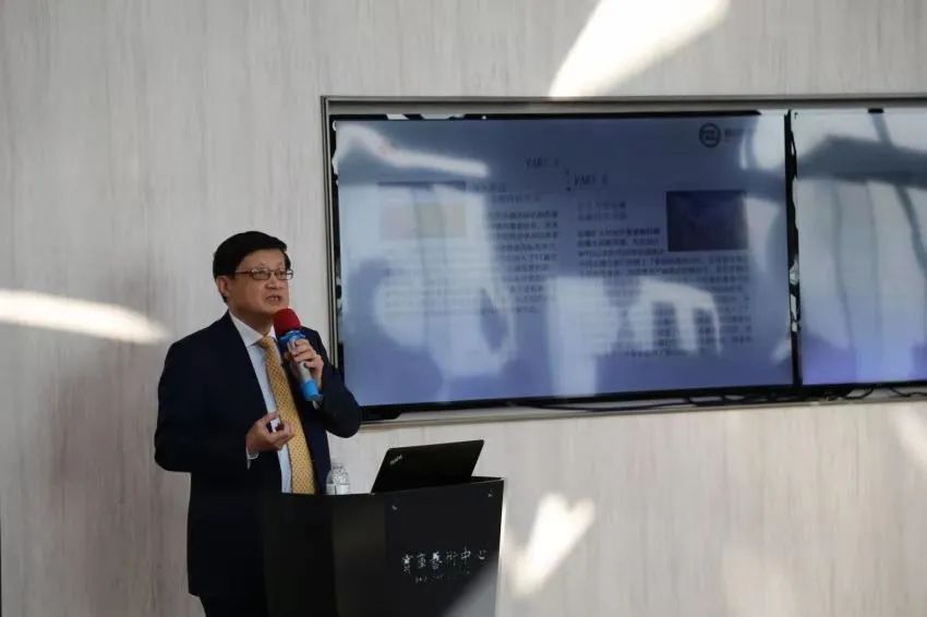 连平：货币政策收紧条件并不成熟