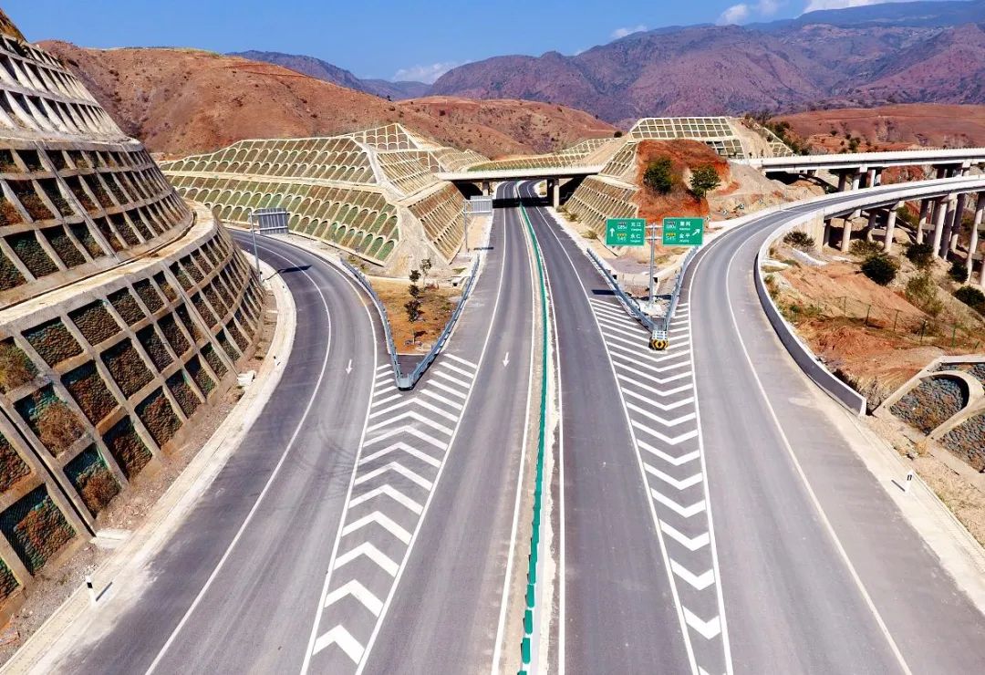 云南又一条高速公路全线通车途经