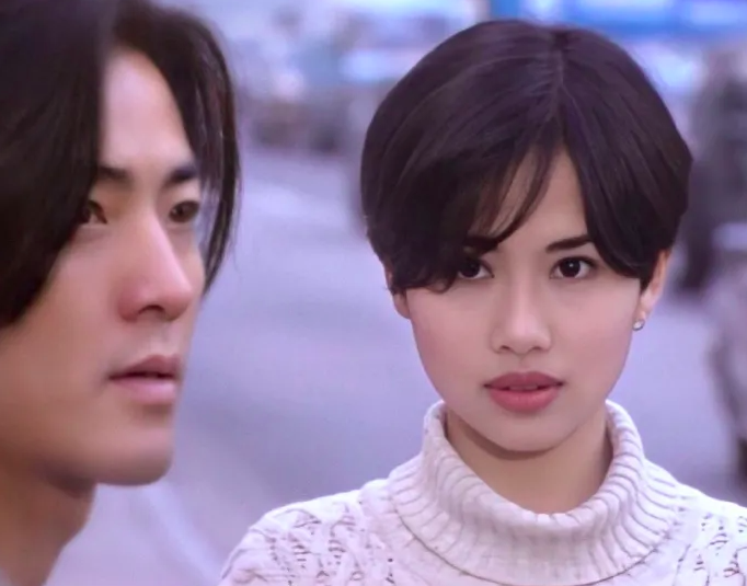 出道即巅峰的陈松伶第一部作品就和郭富城,黎明合作.