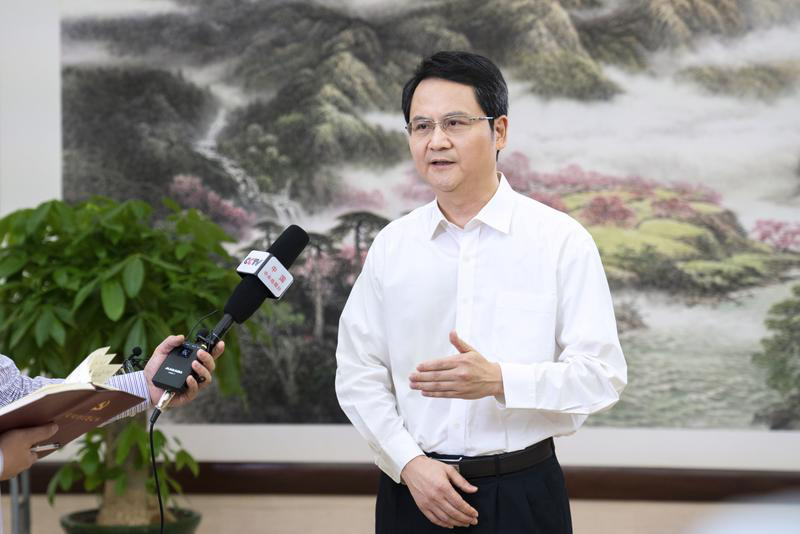 清远市委书记殷昭举:推进广清地铁高铁联通,打造大湾区"米袋子菜篮子"