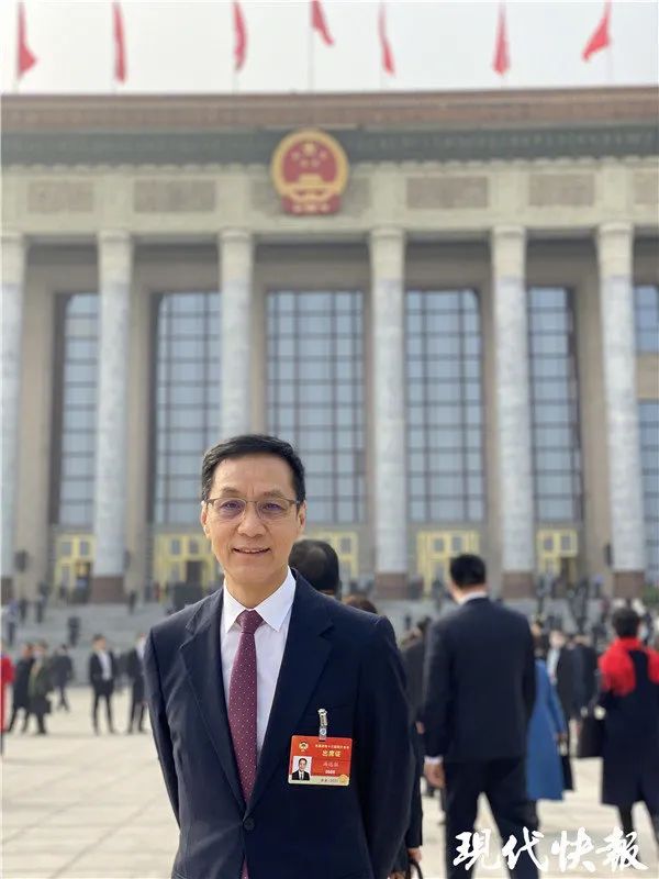 冯远征委员：春节档越是火爆越该理性