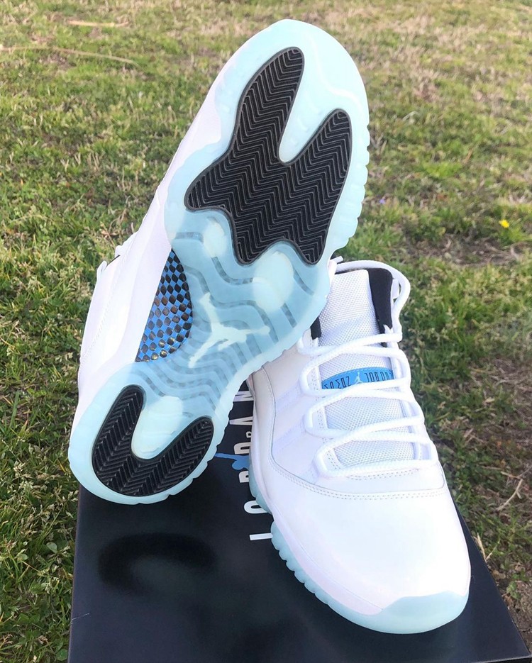 颜值太高先买为敬aj11传奇蓝下月发售