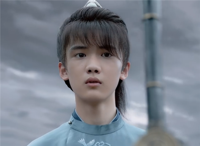 就在此时,封晓峰故意撞毁五湖碑,高崇立马崩溃,他一