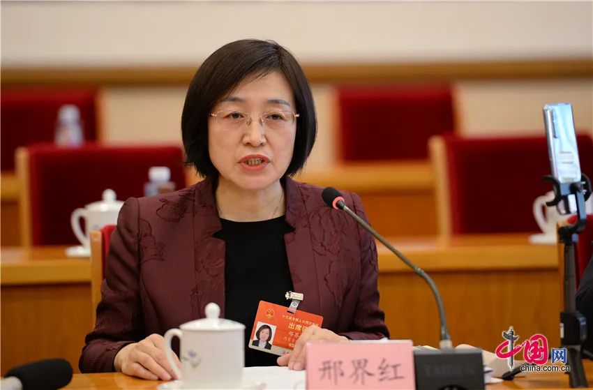 邢界红代表建议改进蒙药说明书表述方式助力蒙成药走得更远