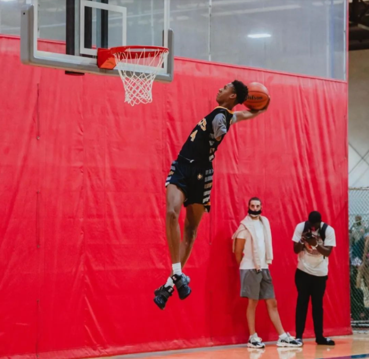 来,让你一只手"|伊曼纽尔|运球_新浪新闻