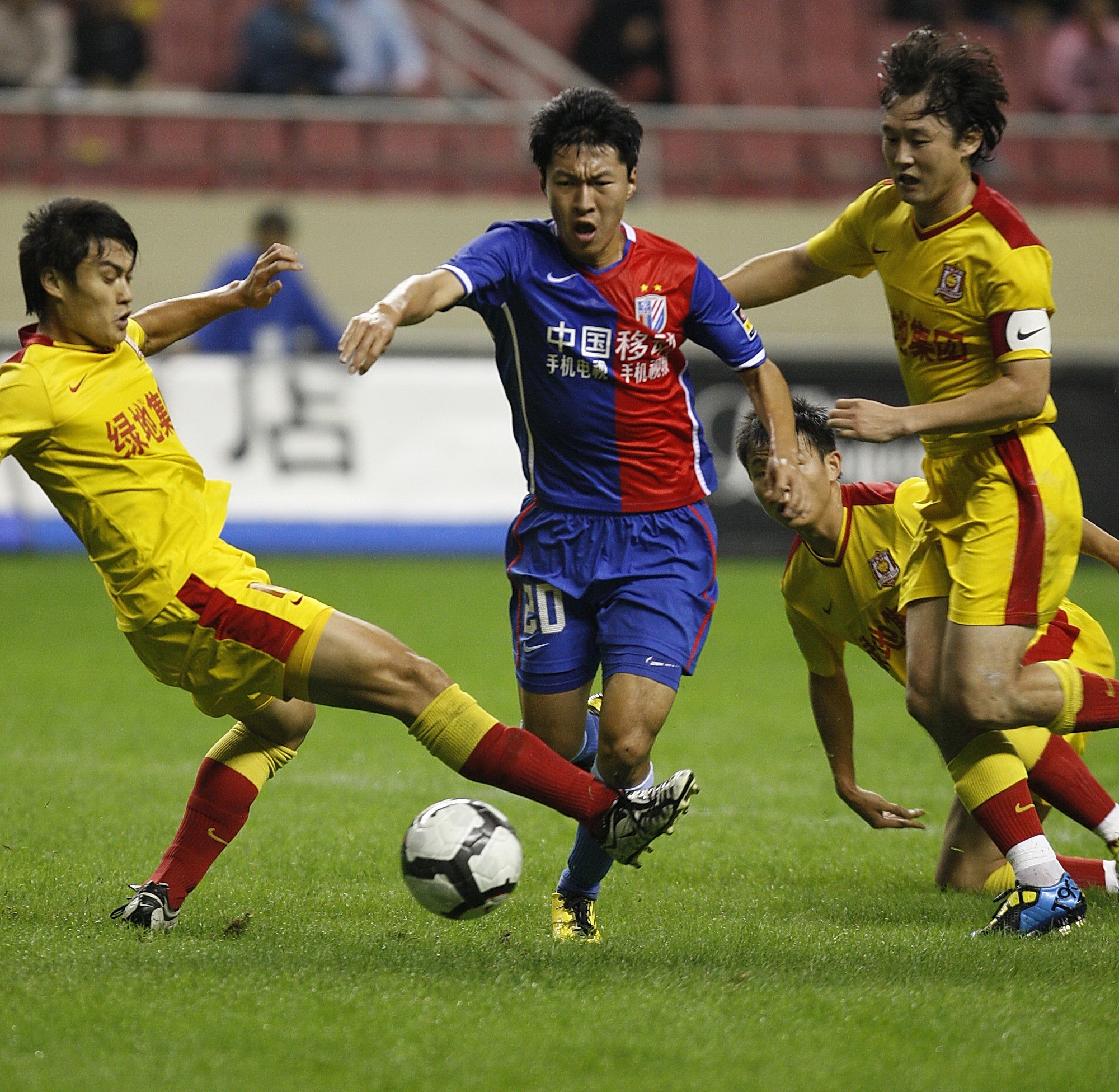 江苏超级足球联赛官网 - 2025赛季赛程+积分榜+视频直播中国大学生篮球超级联赛简介