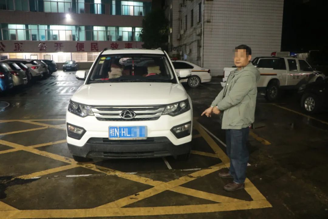 愤怒！广西6岁男孩遭车碾压，肇事司机帮他穿鞋后竟然......休闲区蓝鸢梦想 - Www.slyday.coM