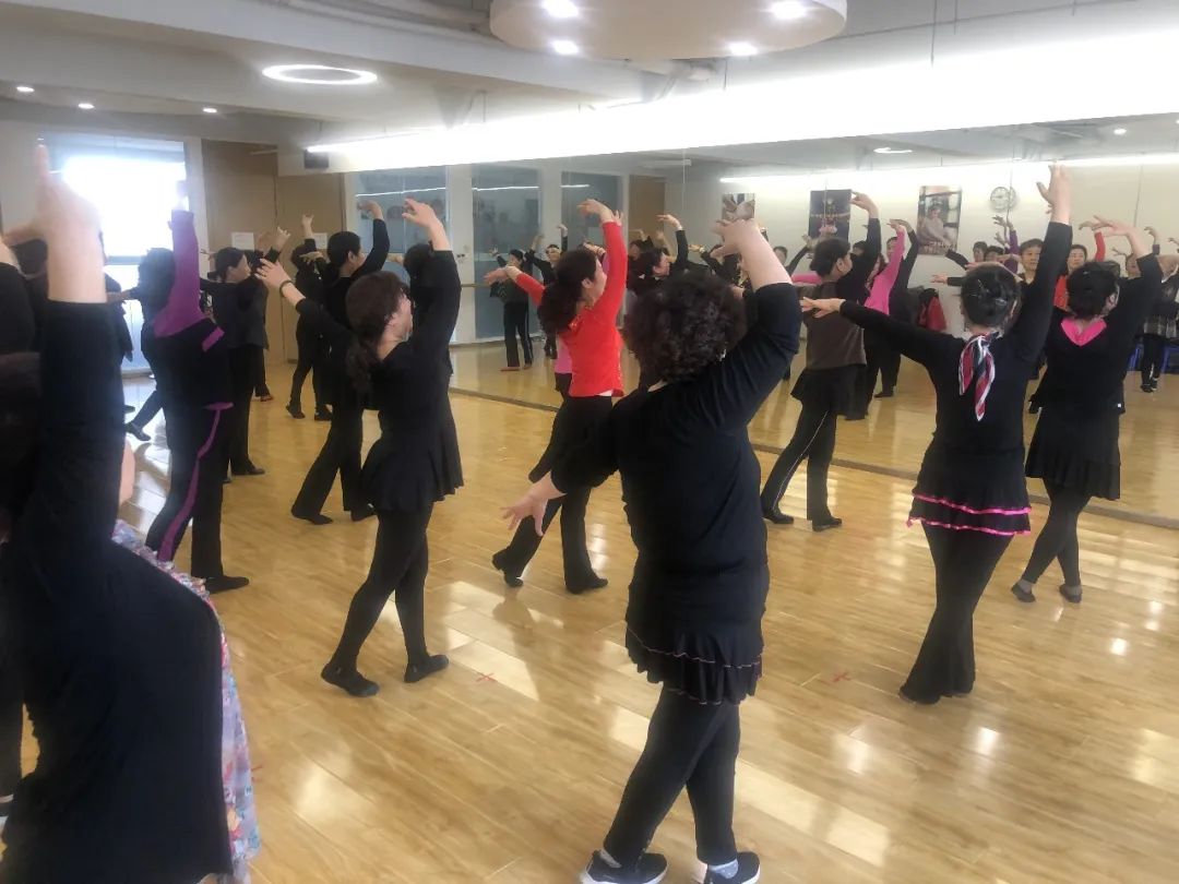《广电老年大学》二胡班,舞蹈二班即将开课(附下周节目预告)