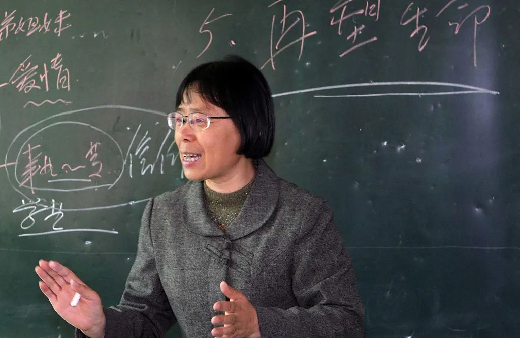 热搜体质张桂梅救得了1804个女孩却逃不过他们的污蔑