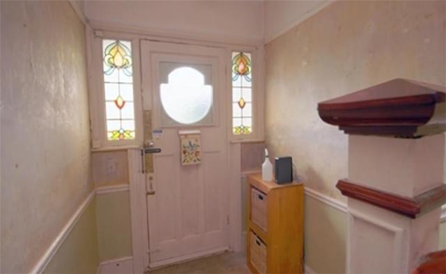 一家三口买下90年代的老破房装修老旧不堪翻修前后差异太大