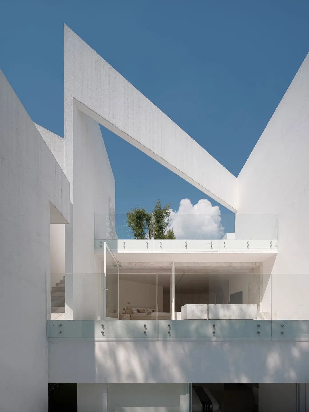 1500㎡极简豪宅,纯粹得叹为观止!