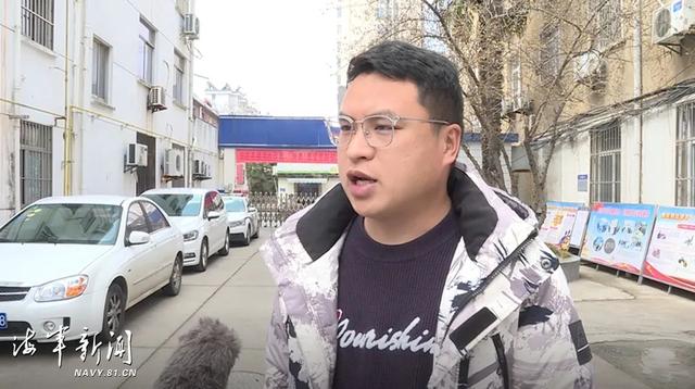 帅气！三个连贯动作，这名水兵救下7旬老人休闲区蓝鸢梦想 - Www.slyday.coM