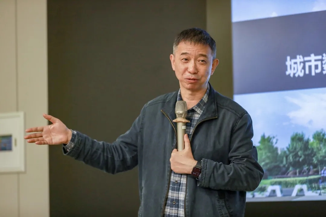 浙大城院城市数字治理创新班开班杭州城市大脑总架构师王坚上第一课