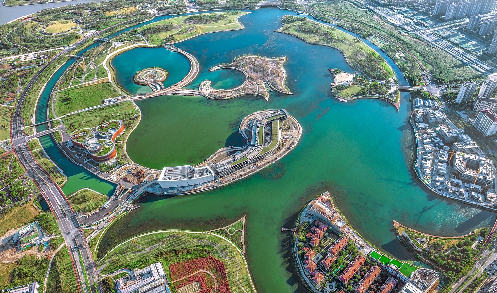 奉贤新城地标上海之鱼添新酒店