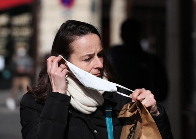 法国巴黎大区将向外地转移新冠病患