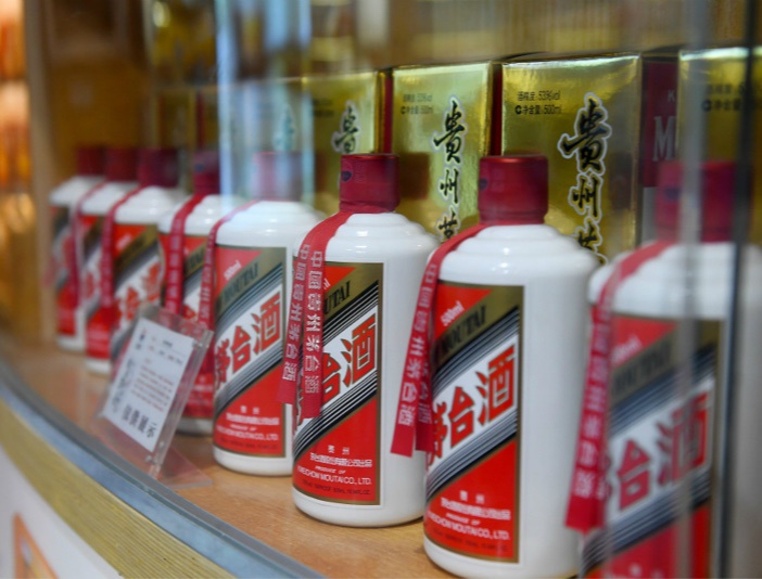 茅台在国外售价应该比国内贵一倍！任泽平这个建议高卫东会听吗？海外华人担心被割韭菜了休闲区蓝鸢梦想 - Www.slyday.coM