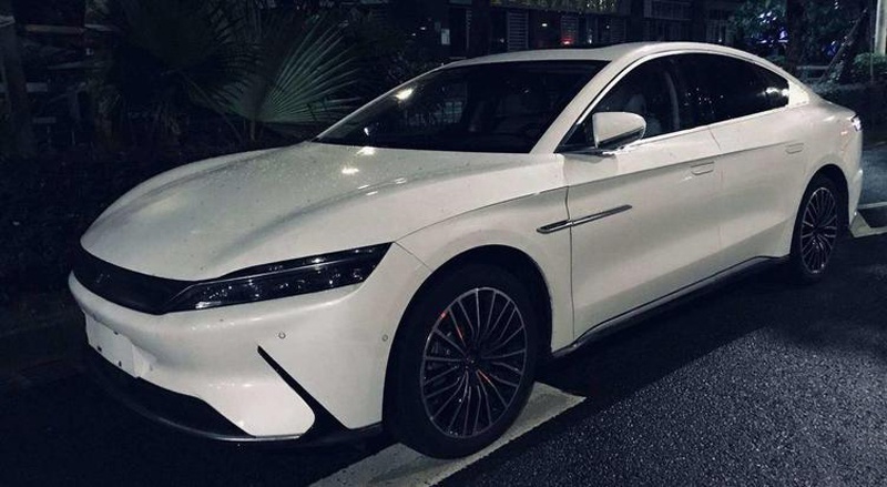 3月22日上市 比亚迪汉推出浅色系内饰车型