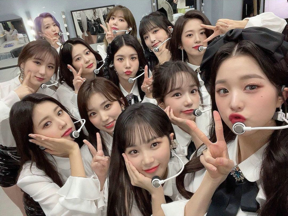 izone宣布解散组合最后合体照公开