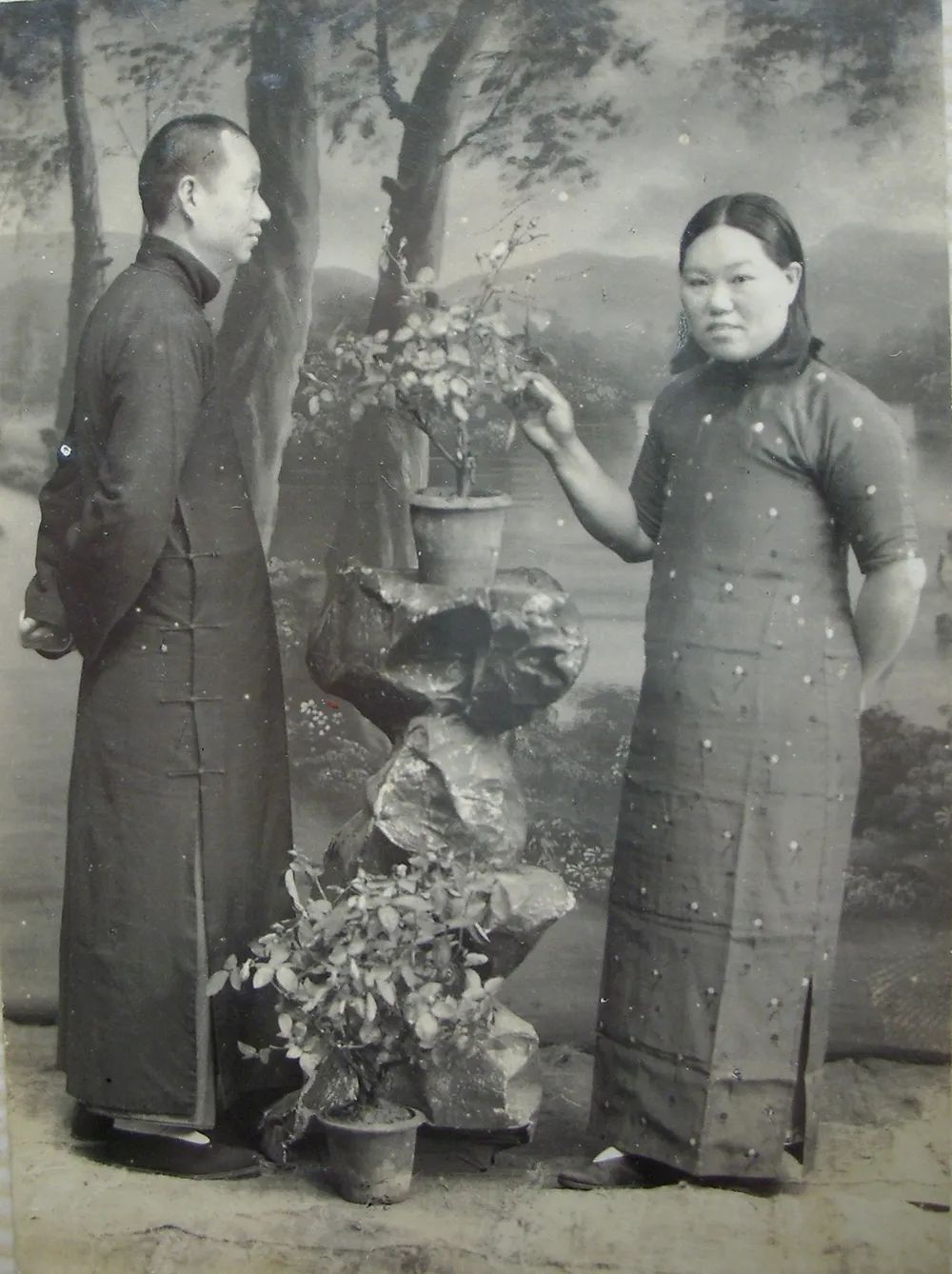 1921年,祖父黄香斋,祖母陈殿贞在海门结婚.