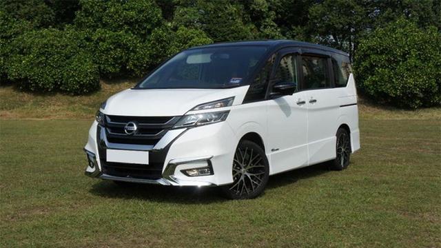 日产新款mpv实拍,搭2.0l混动,尺寸不输本田奥德赛