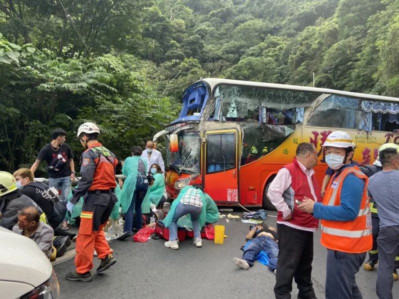 台湾又出6死39伤大事故 台湾 新浪科技 新浪网 台湾又出6死39伤大事故 台湾 新浪科技 新浪网