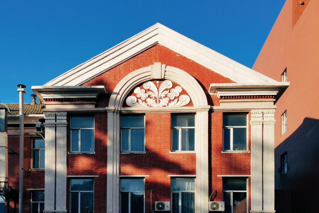 久别重逢奶牛君带你解锁东师绝美校园角落