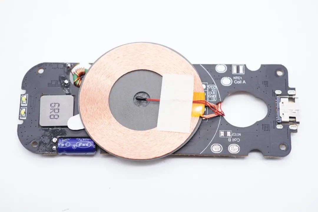 拆解报告安克磁吸式双项无线充电器