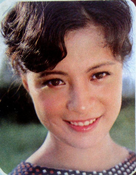 有些演员,我们认识的时候就已经是"妈妈"了,但