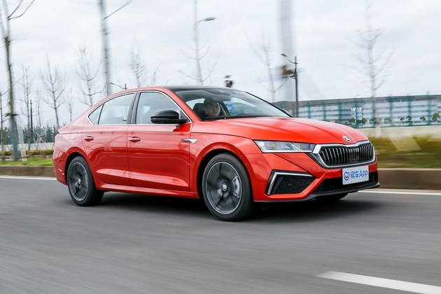 不只是看起来强大!试驾上汽斯柯达明锐pro