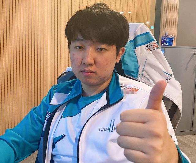 战士坦克都精通,msi冠军稳了|khan|nuguri|dwg_新浪新闻