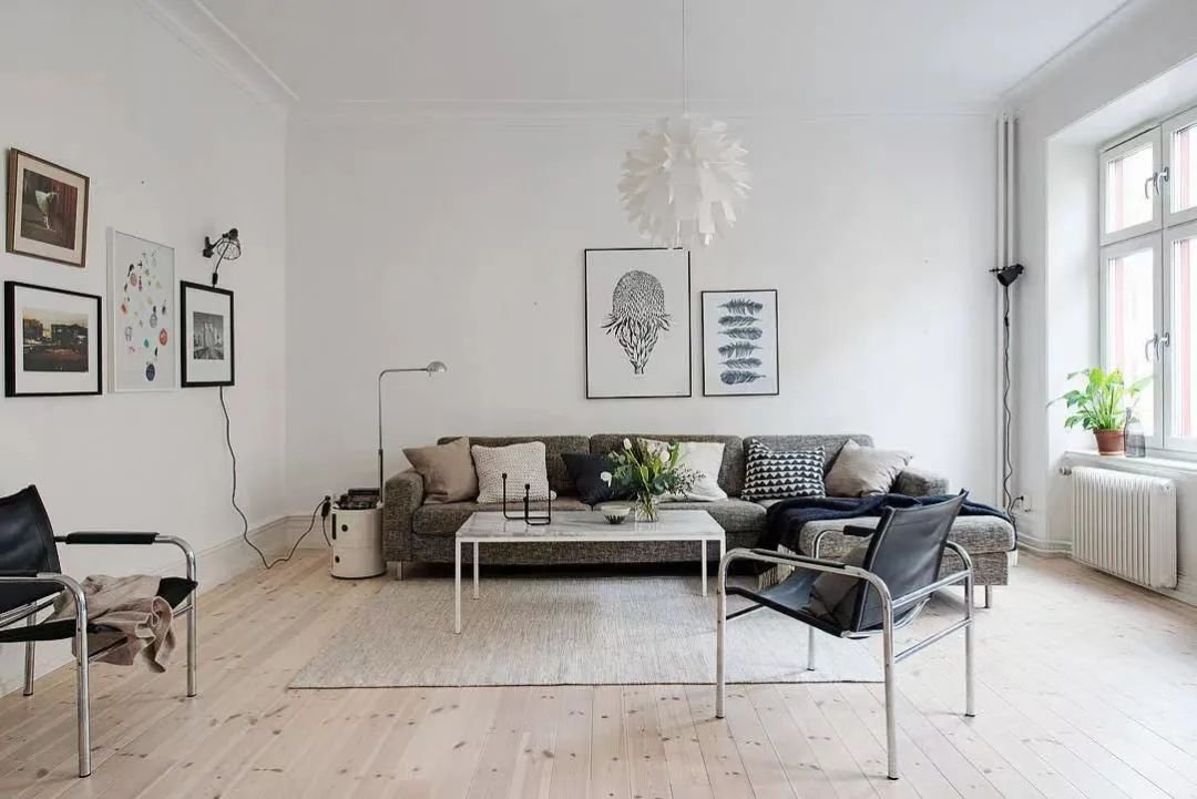 百搭的大白墙墙面装饰,是装修里最"丰俭由人"的部分了.