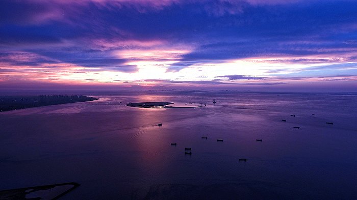 黄昏的海甸岛—滨江海岸。图片来源：界面海南